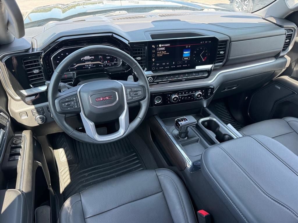Used 2023 GMC Sierra 1500 SLT w/ SLT Premium Package AWD/4WD image 15
