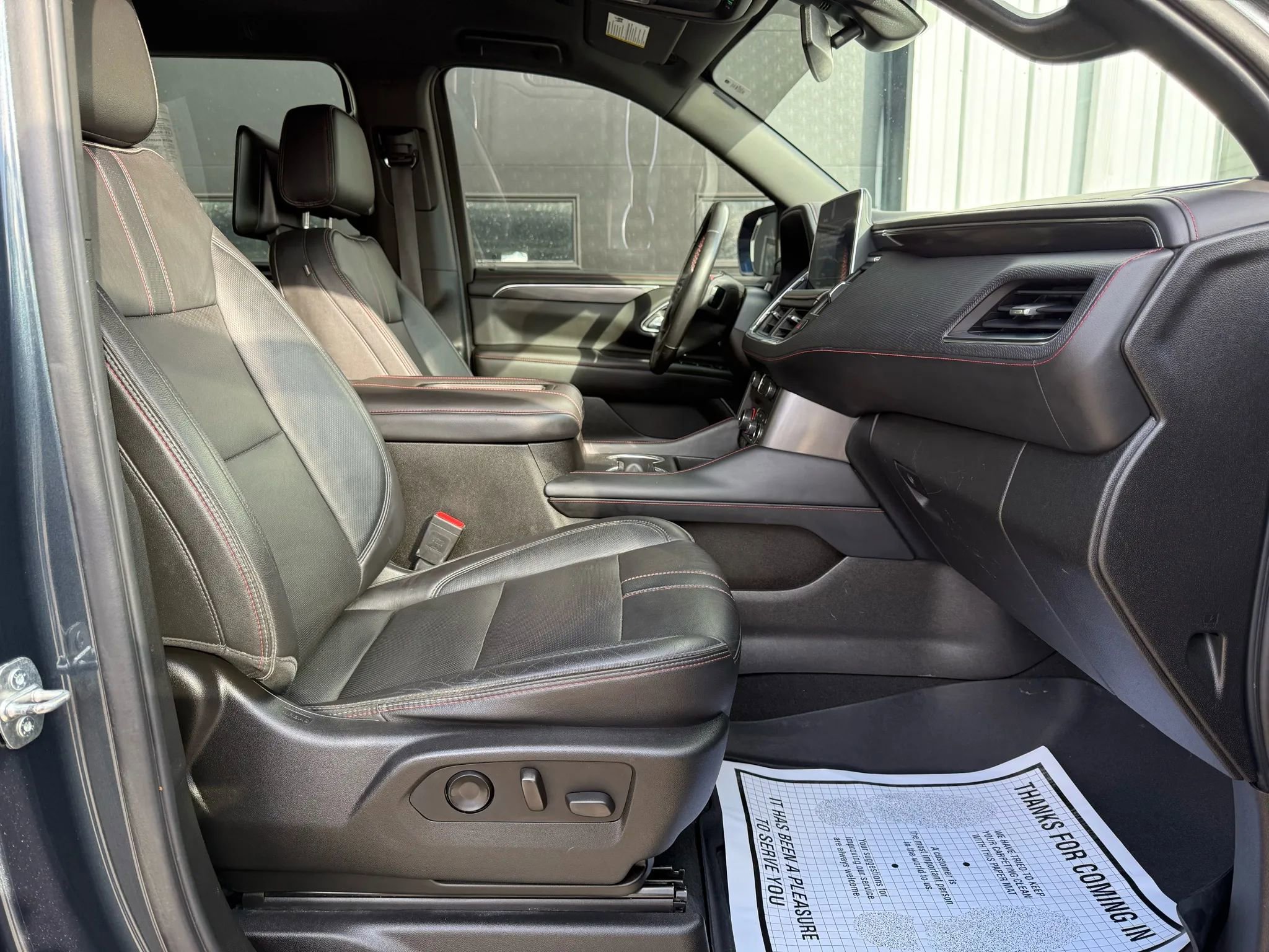 Used 2021 Chevrolet Suburban RST w/ Luxury Package image 9