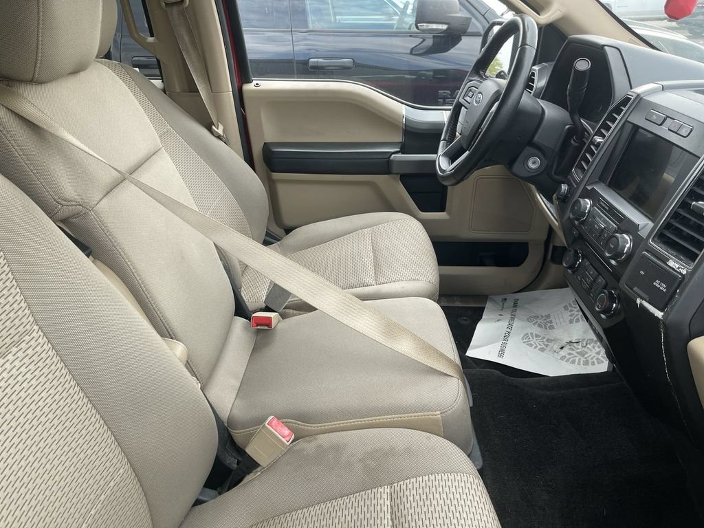 Used 2018 Ford F150 XLT w/ Equipment Group 302A Luxury AWD/4WD image 12