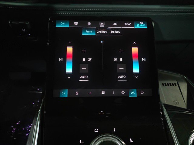 Used 2025 Cadillac Escalade IQ Luxury 2 w/ LPO, Premium Carpet Package image 29