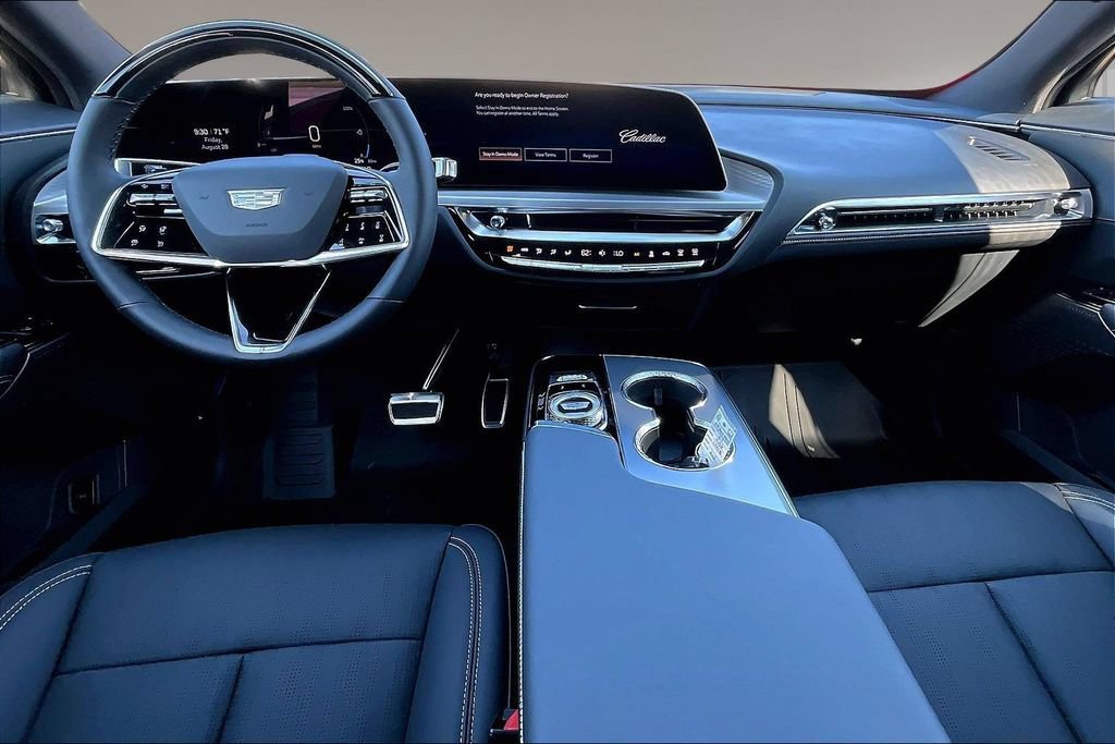 New 2027 Cadillac Optiq Sport w/ LPO, Floor Liner Package AWD/4WD image 5