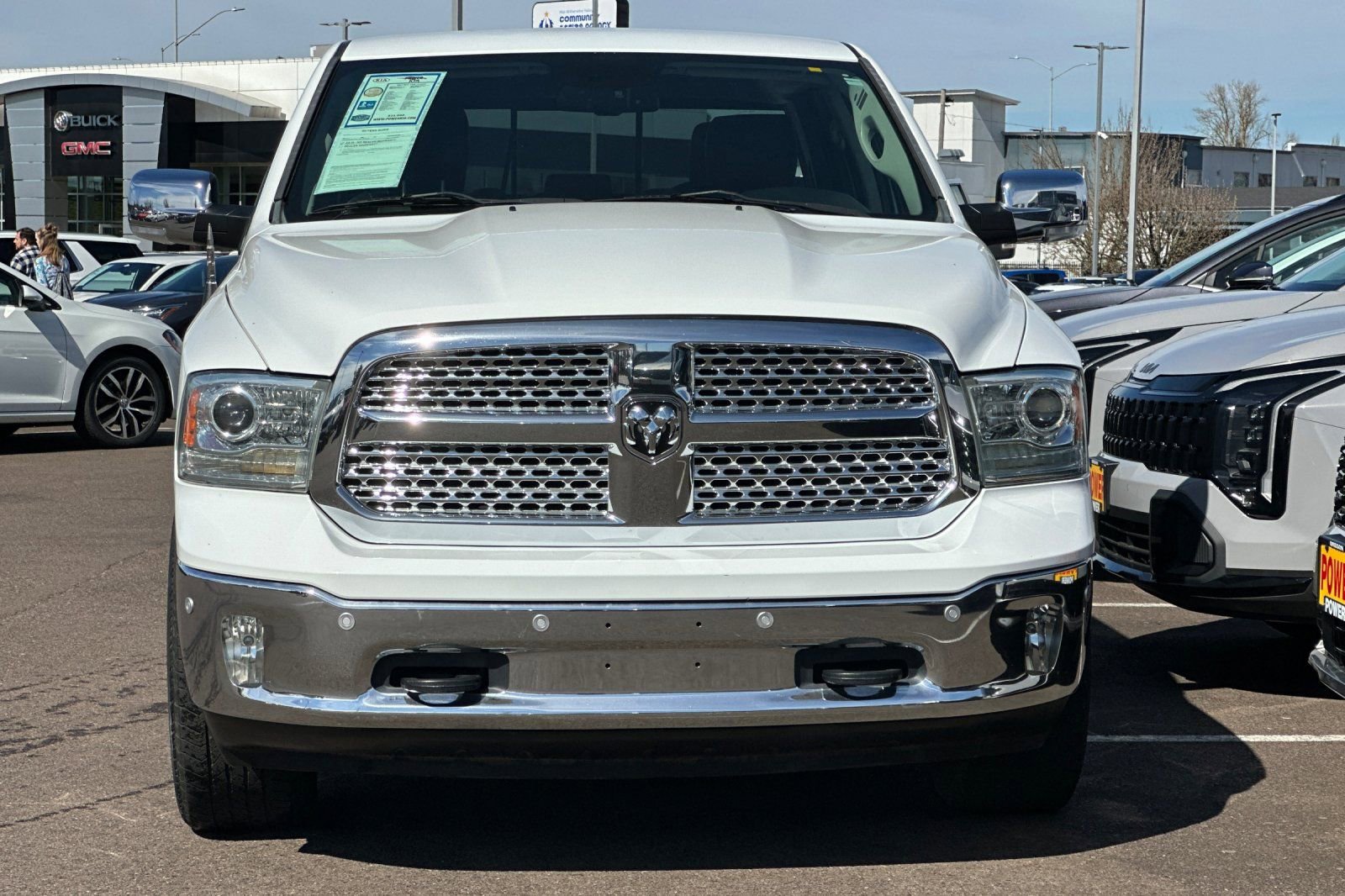 Used 2015 RAM 1500 Laramie w/ Convenience Group image 9