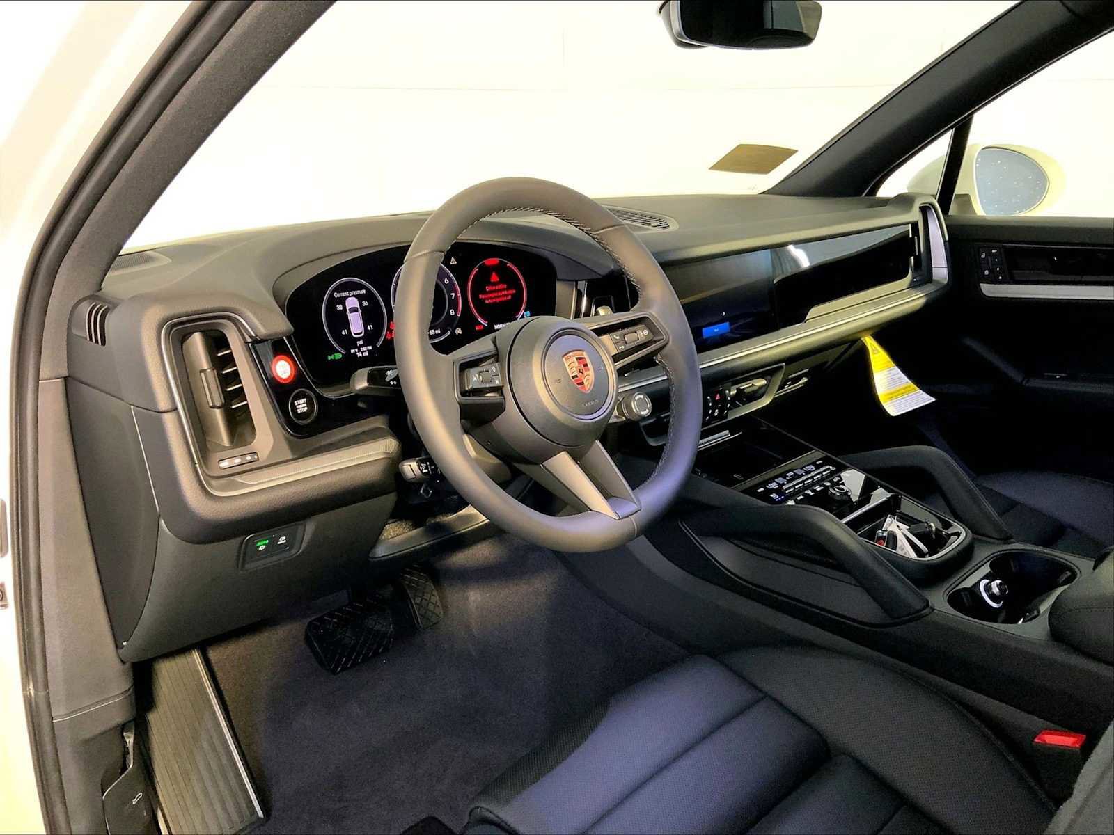 New 2026 Porsche Cayenne image 4