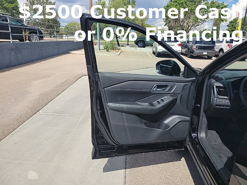 New 2026 Nissan Rogue Platinum w/ Platinum Premium Package image 11