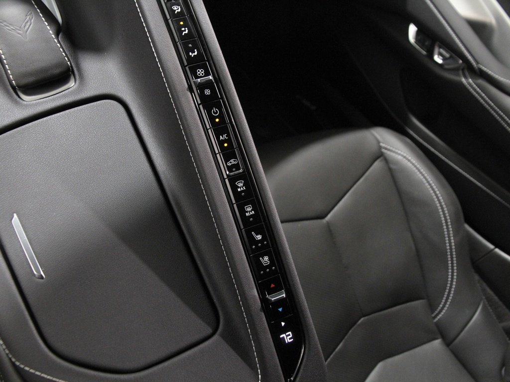 Used 2025 Chevrolet Corvette Stingray Preferred Cpe w/ 2LT image 19