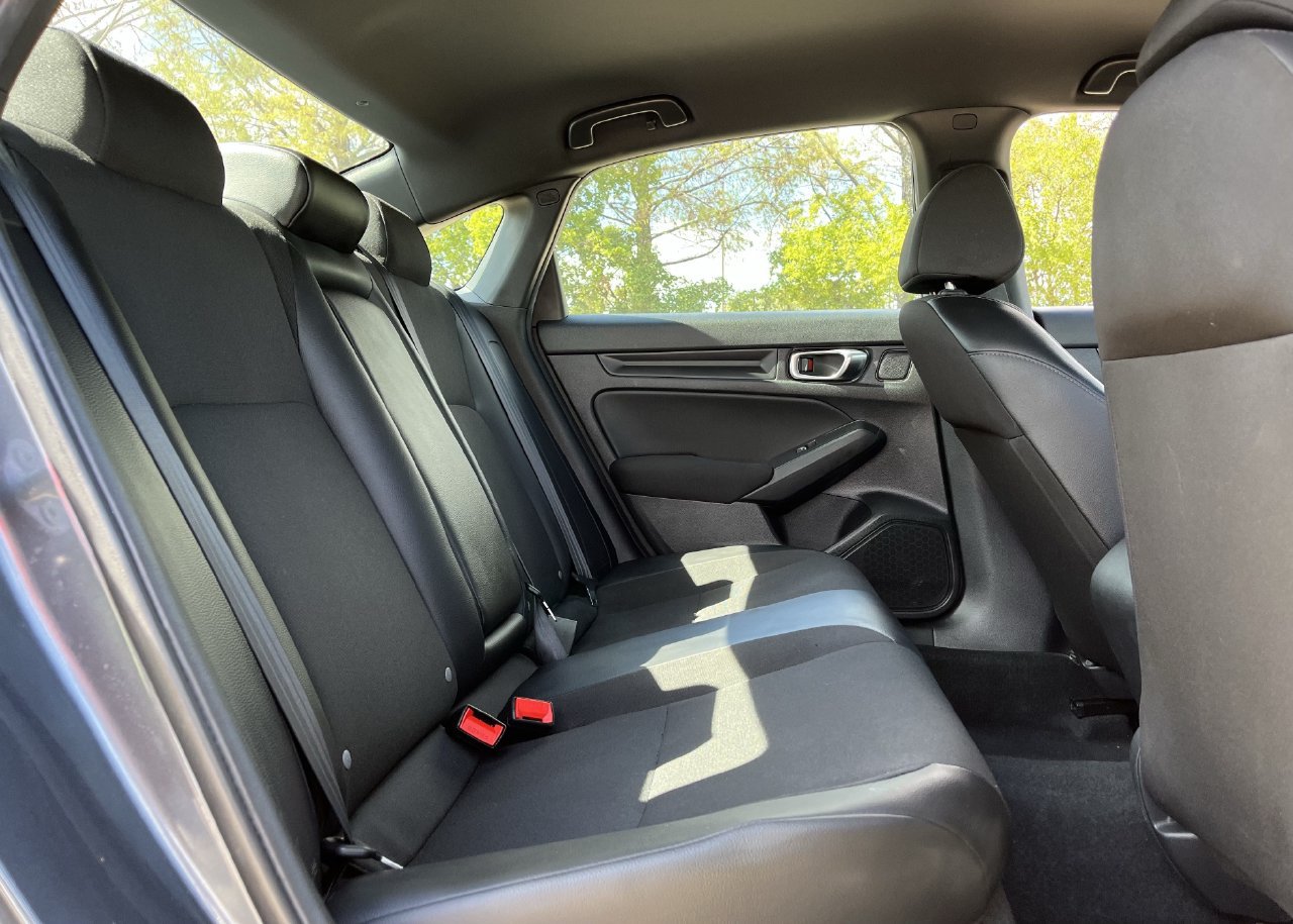 Used 2025 Honda Civic Sport image 26