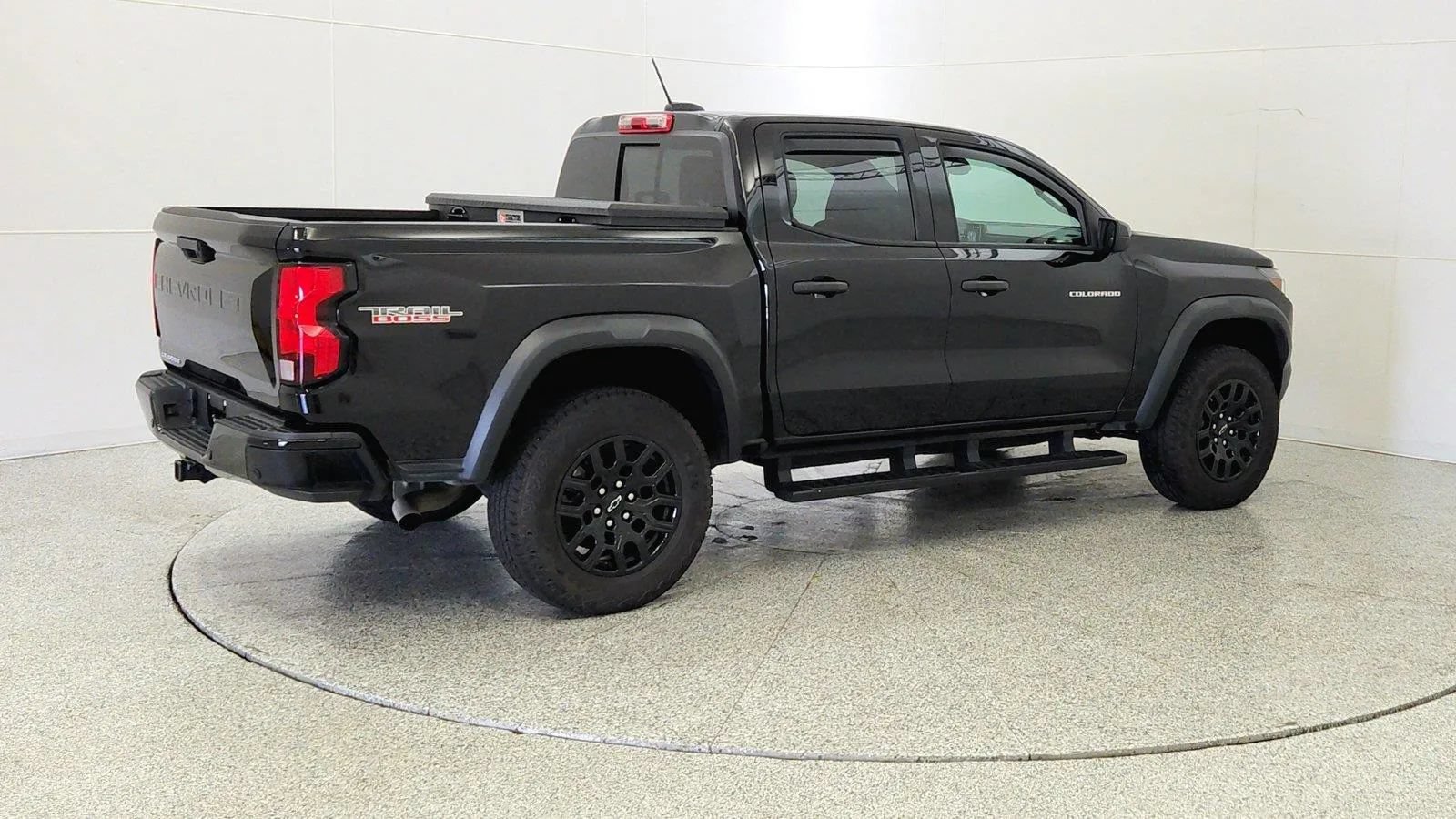 Used 2026 Chevrolet Colorado Trail Boss AWD/4WD image 7