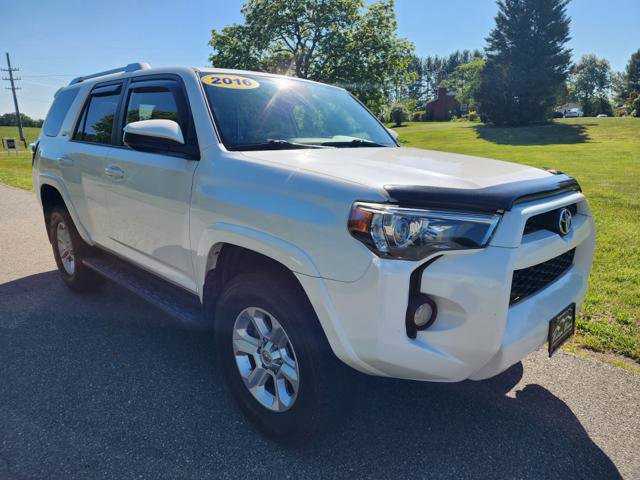 Used 2016 Toyota 4Runner SR5 AWD/4WD image 6