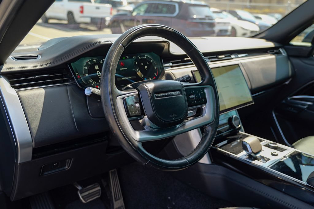 Used 2023 Land Rover Range Rover Autobiography AWD/4WD image 19
