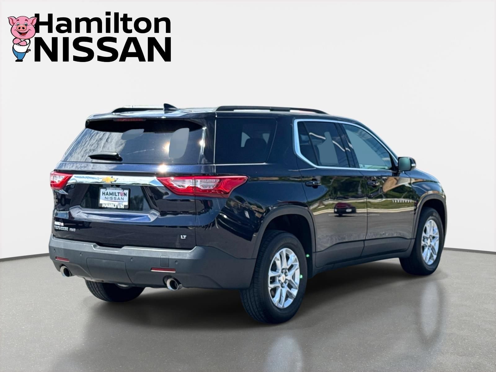 Used 2020 Chevrolet Traverse LT w/ Driver Confidence II Package AWD/4WD image 2