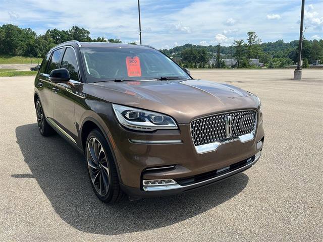 Used 2022 Lincoln Aviator Reserve w/ Equipment Group 201A image 6