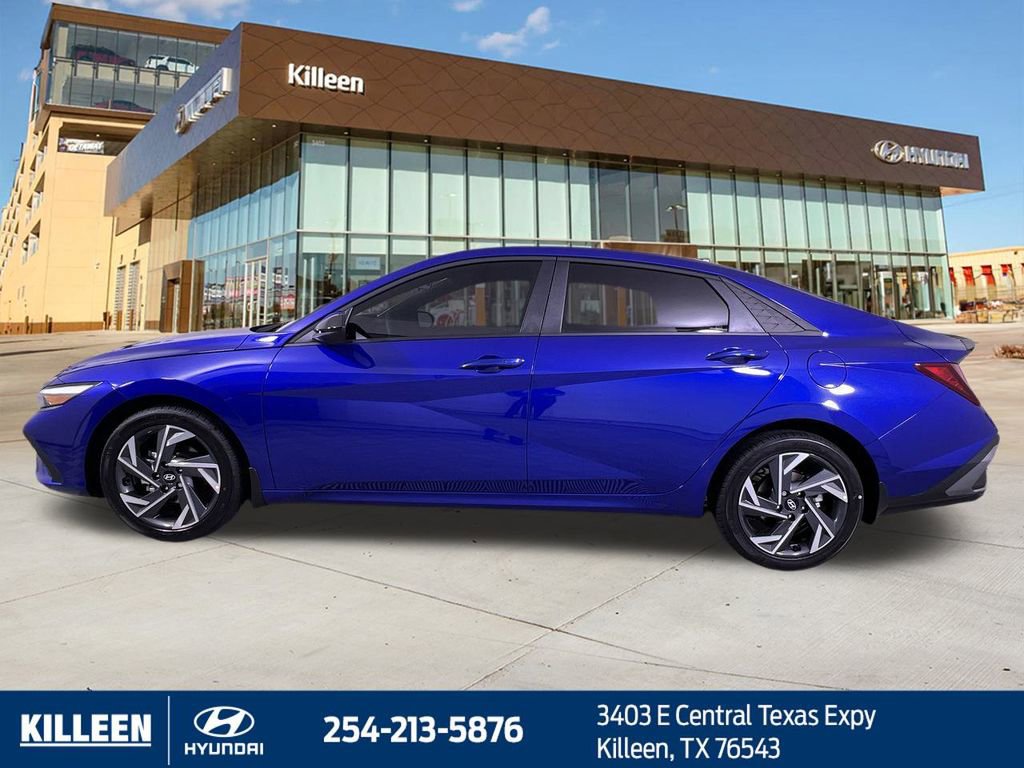 Used 2025 Hyundai Elantra Sport FWD image 5
