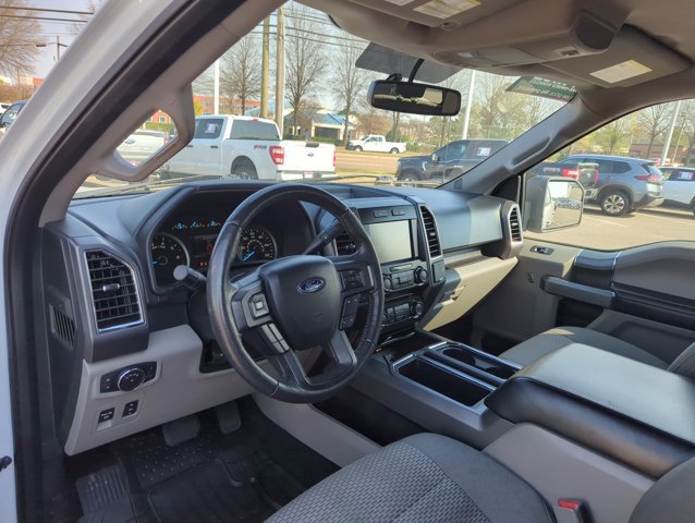 Used 2015 Ford F150 XLT w/ Equipment Group 302A Luxury image 11