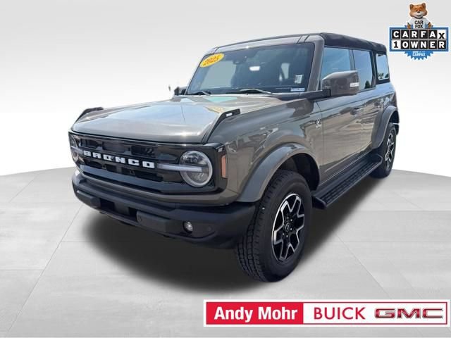Used 2025 Ford Bronco Outer Banks AWD/4WD image 5