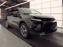 Used 2025 Chevrolet Blazer LT FWD image 14