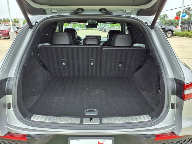 Used 2024 Genesis GV70 2.5T w/ Sport Prestige Package AWD/4WD image 11