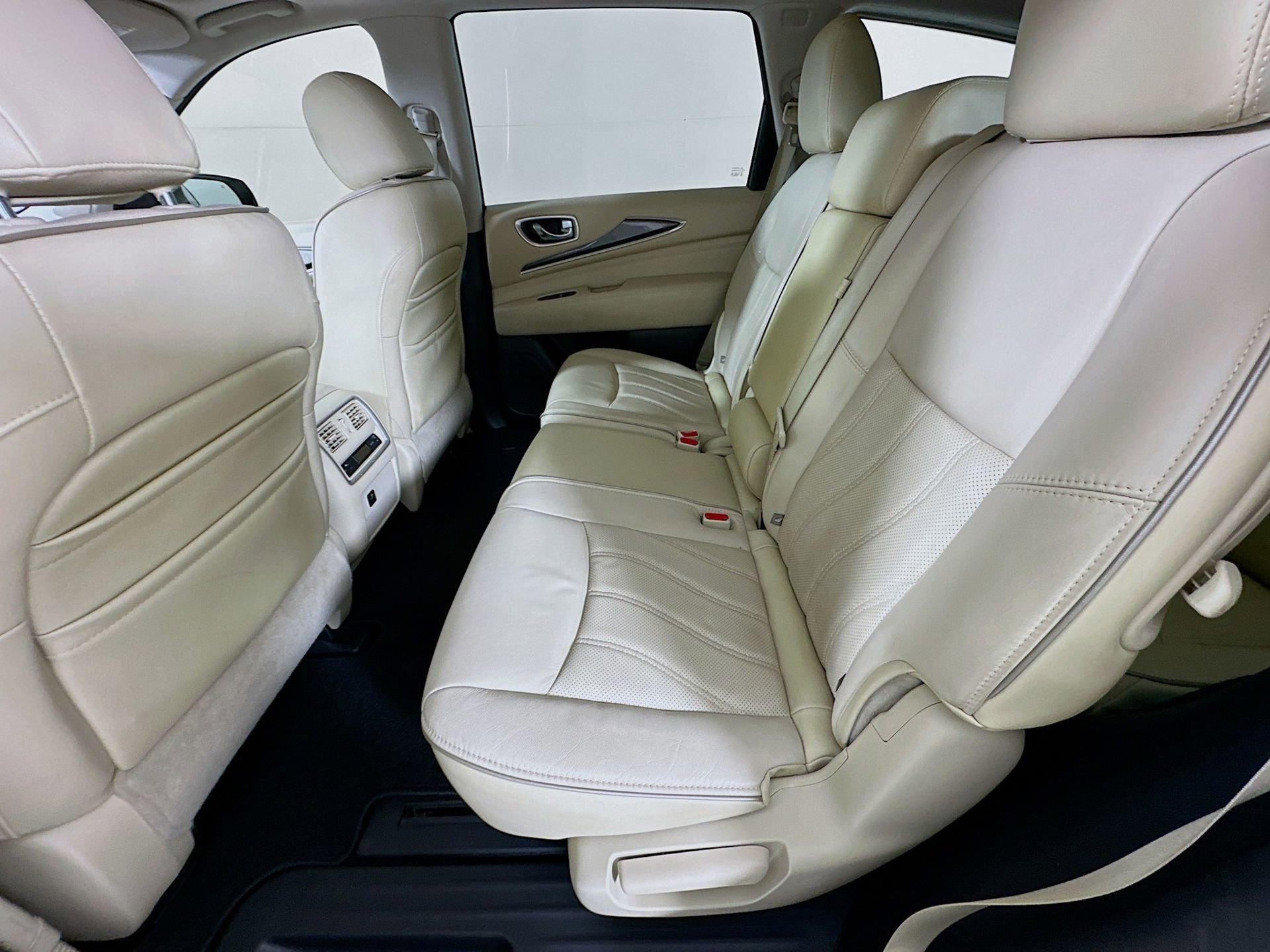 Used 2017 INFINITI QX60 FWD w/ Premium Plus Package image 26