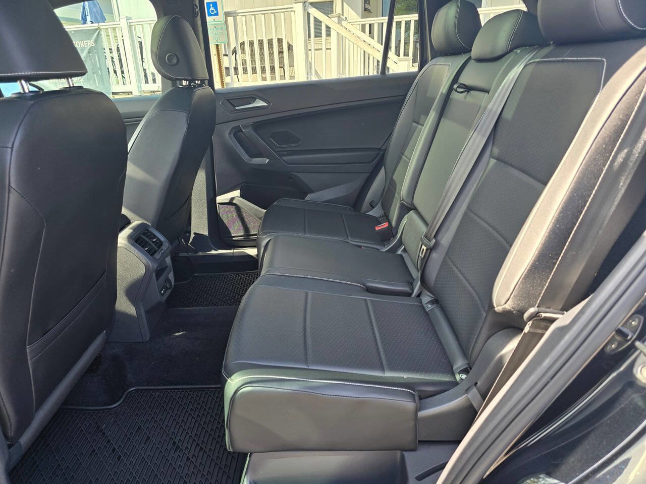 Used 2021 Volkswagen Tiguan SE AWD/4WD image 15