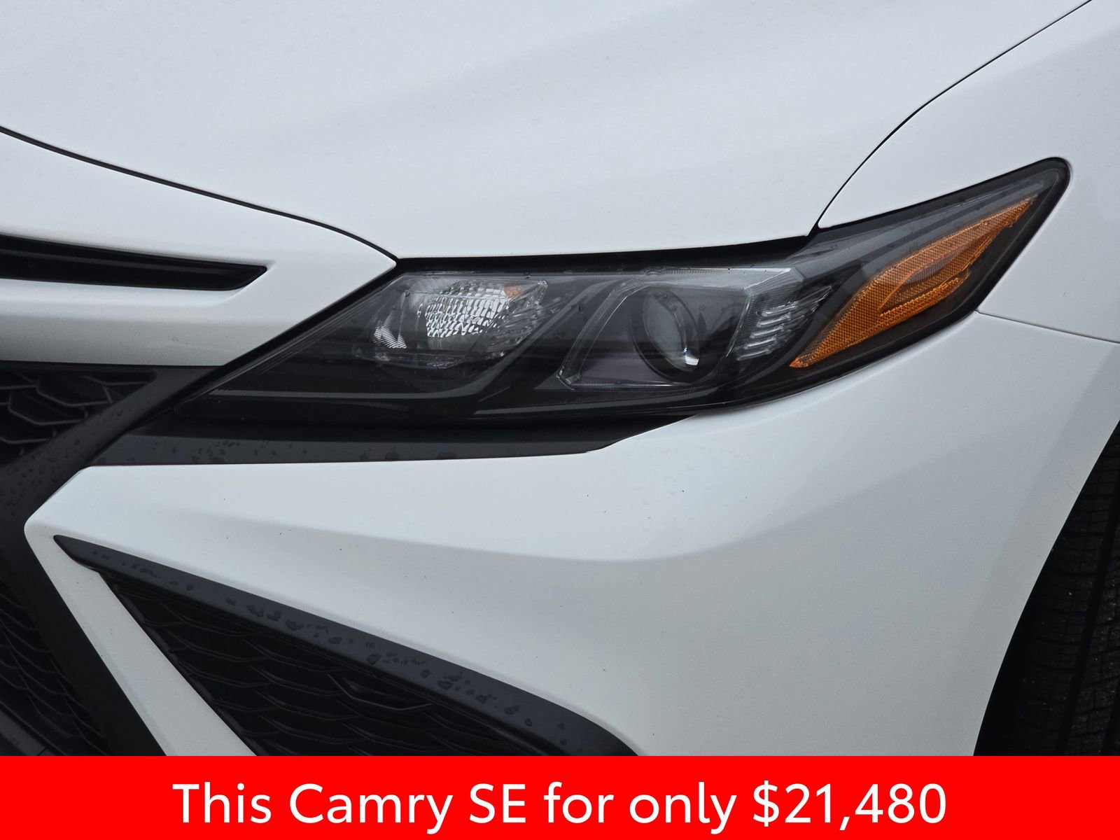 Used 2024 Toyota Camry SE image 35