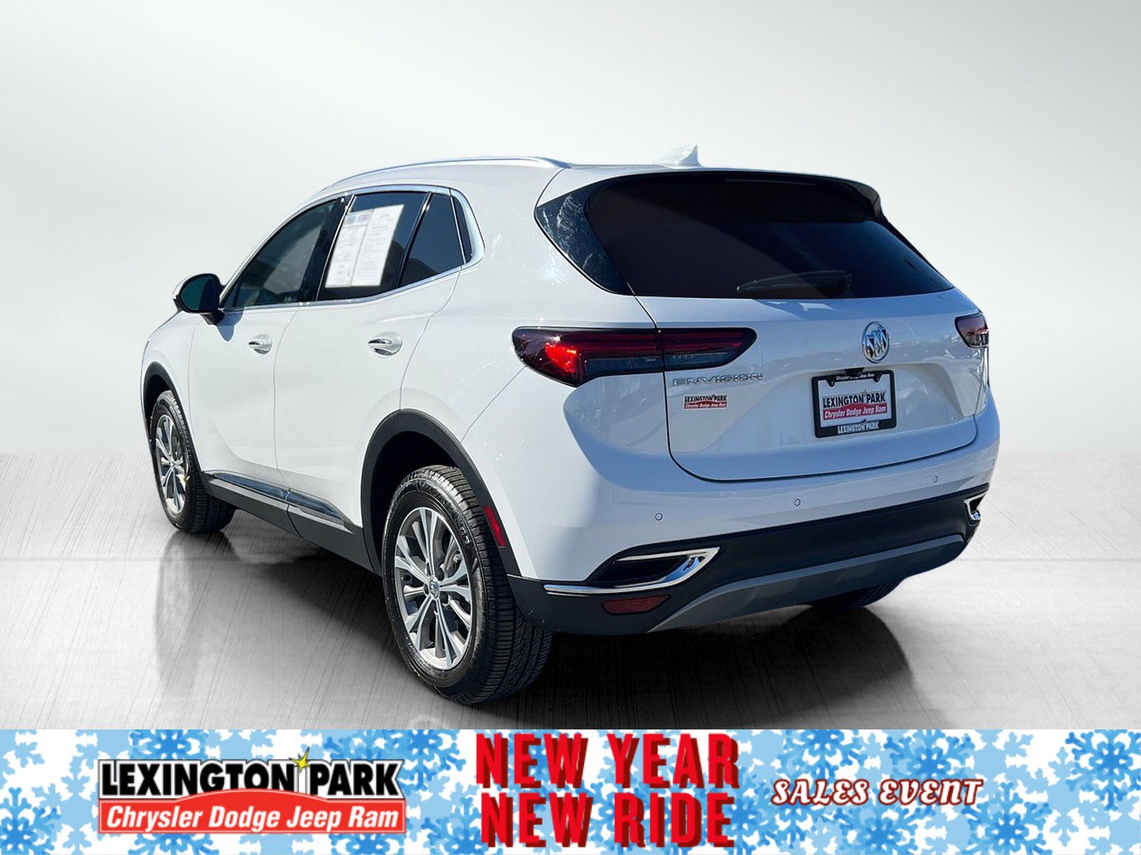 Used 2023 Buick Envision Preferred image 8