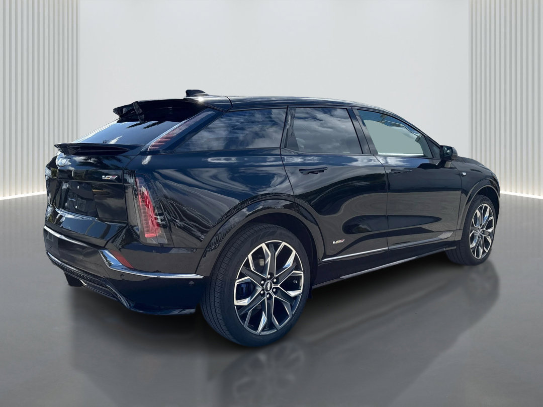 New 2026 Cadillac Optiq V AWD/4WD image 5