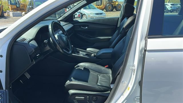 Used 2023 Honda Accord Sport image 9