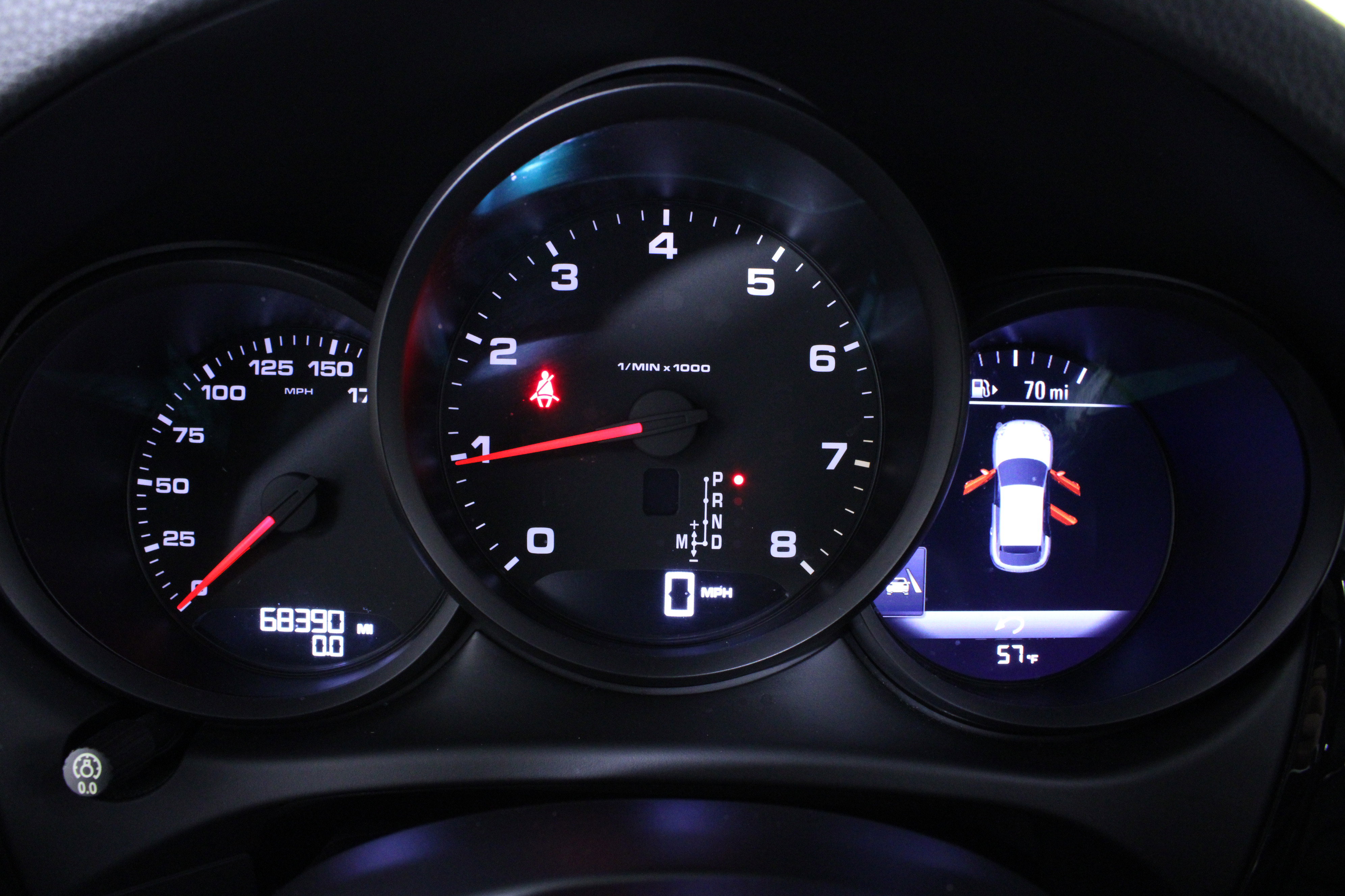 Used 2018 Porsche Macan image 26