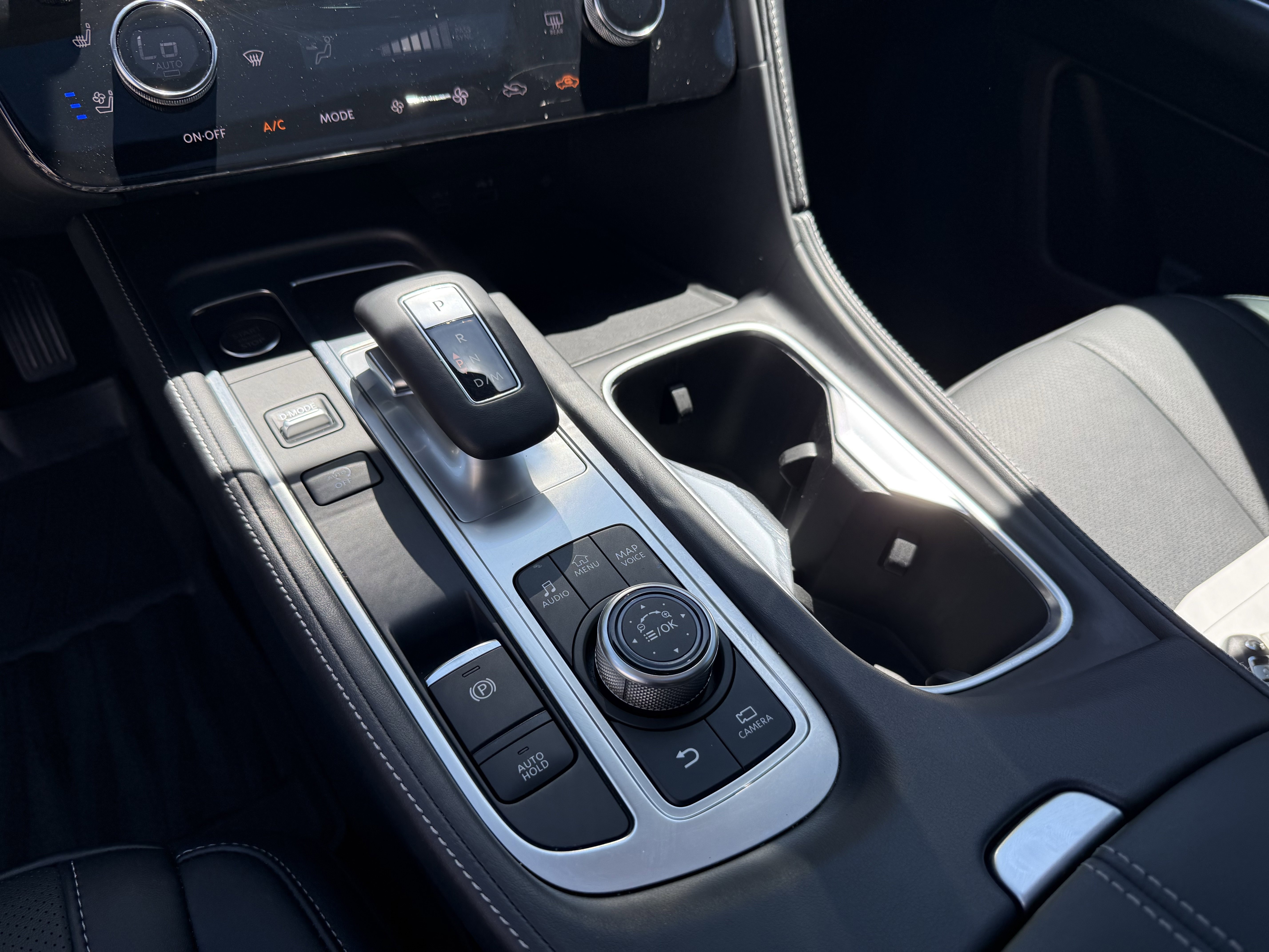 Certified 2023 INFINITI QX60 Luxe w/ Vision Package image 23