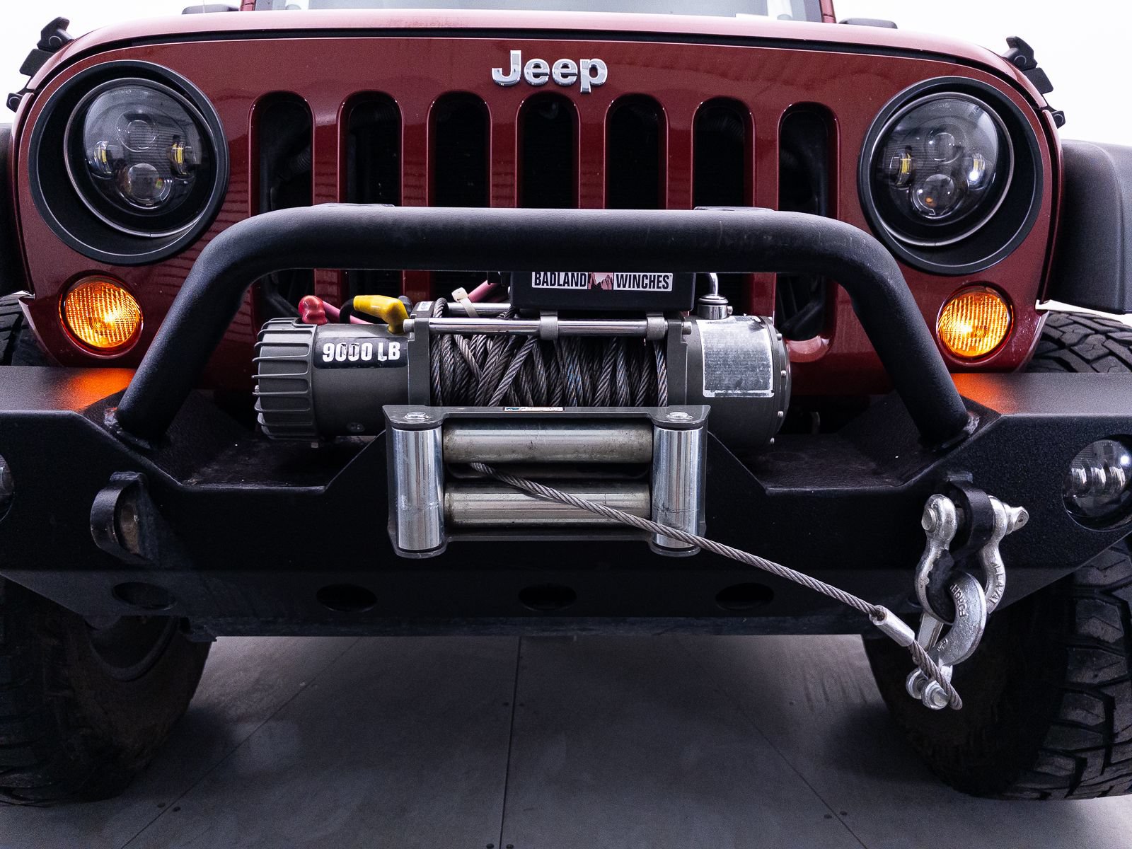 Used 2010 Jeep Wrangler Unlimited Rubicon AWD/4WD image 3