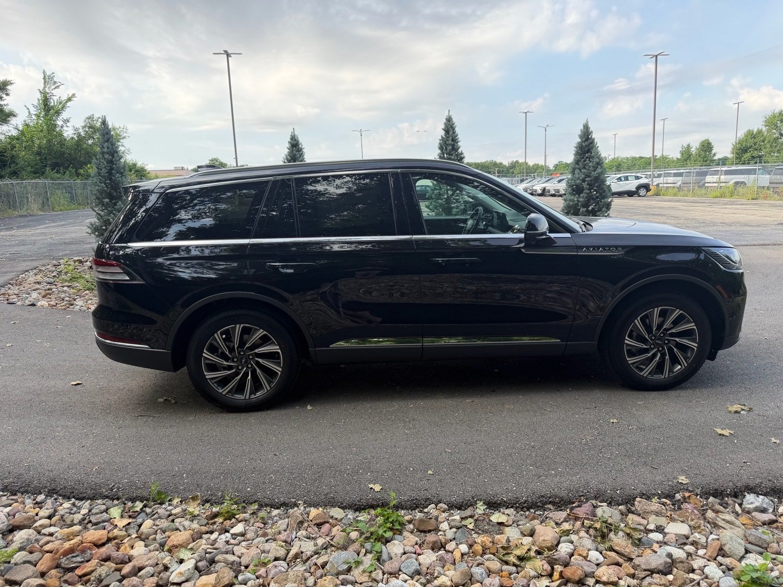 New 2026 Lincoln Aviator AWD image 6