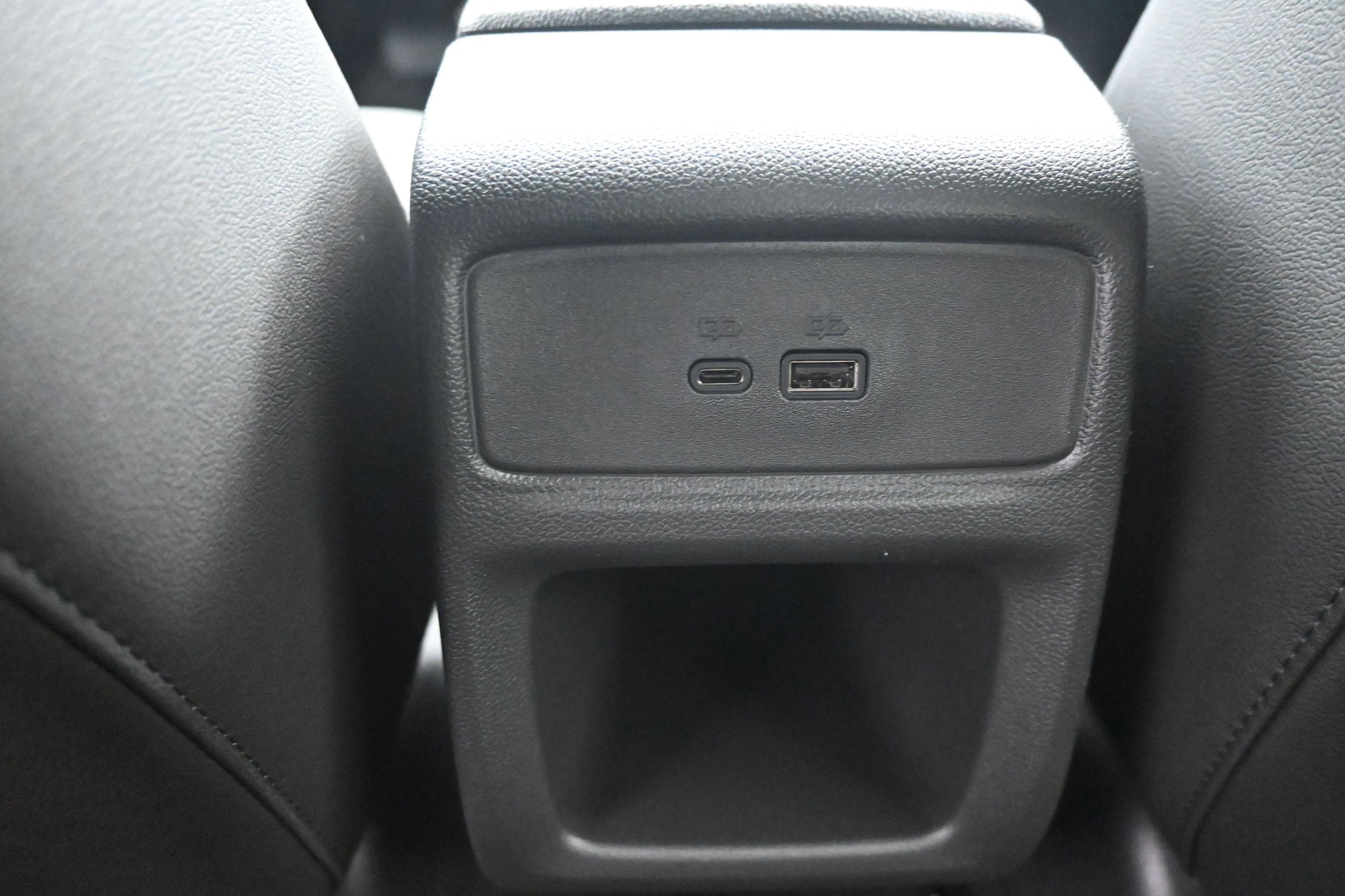 New 2026 Chevrolet Trax LT w/ Sunroof Package FWD image 22
