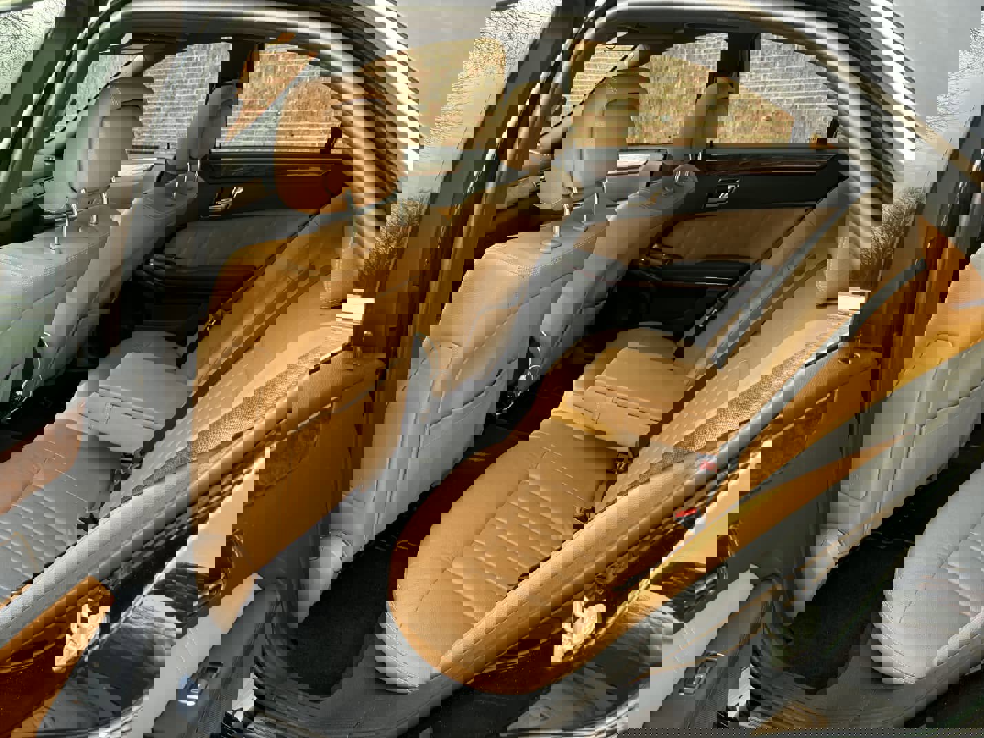 Used 2011 Mercedes-Benz E 350 Sedan image 7