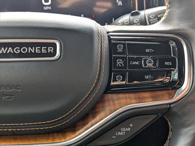 Used 2022 Jeep Grand Wagoneer Series III w/ Rear Seat Video Group 1 image 12
