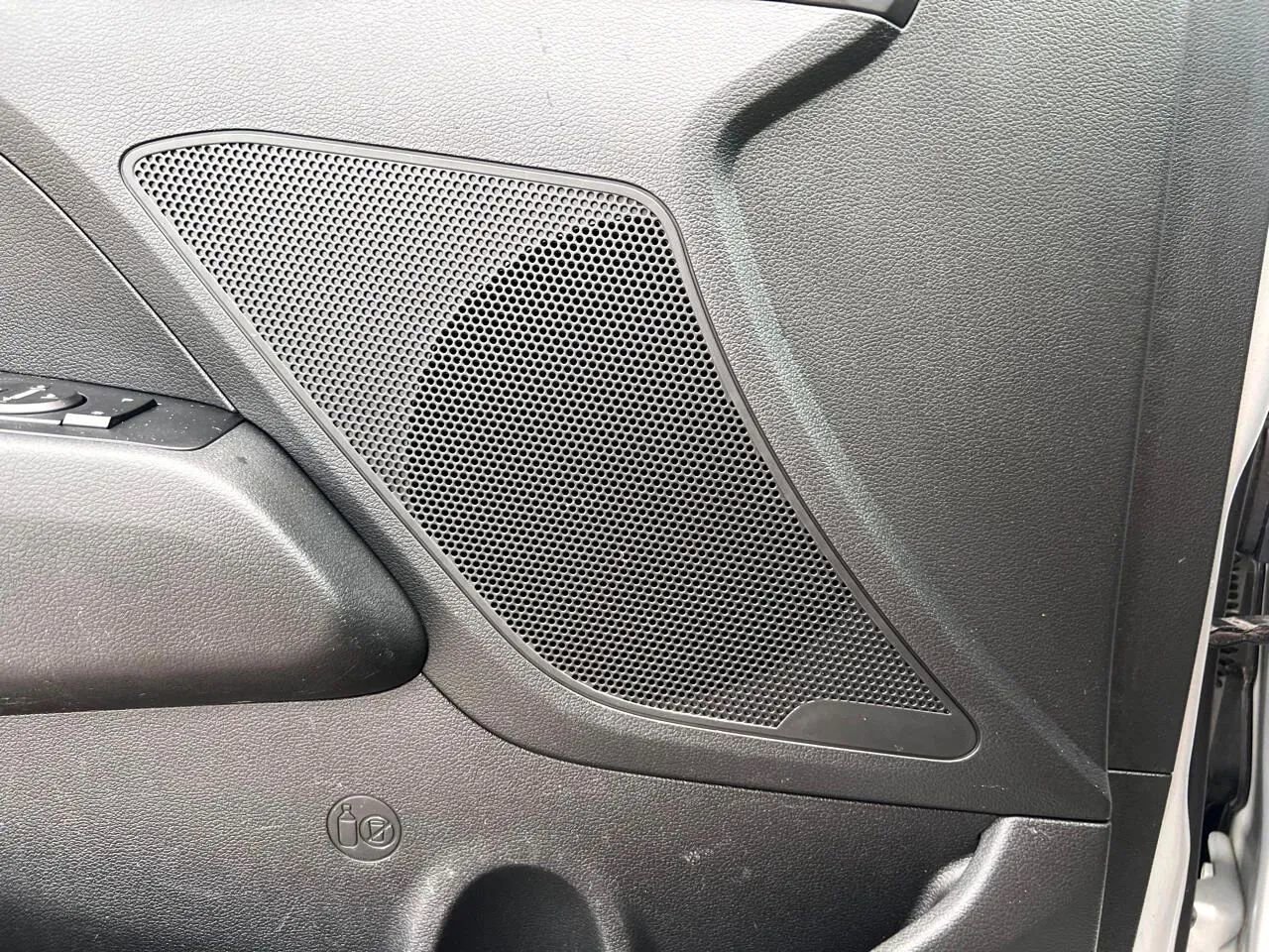 Used 2019 Hyundai Elantra SE w/ Cargo Package image 31