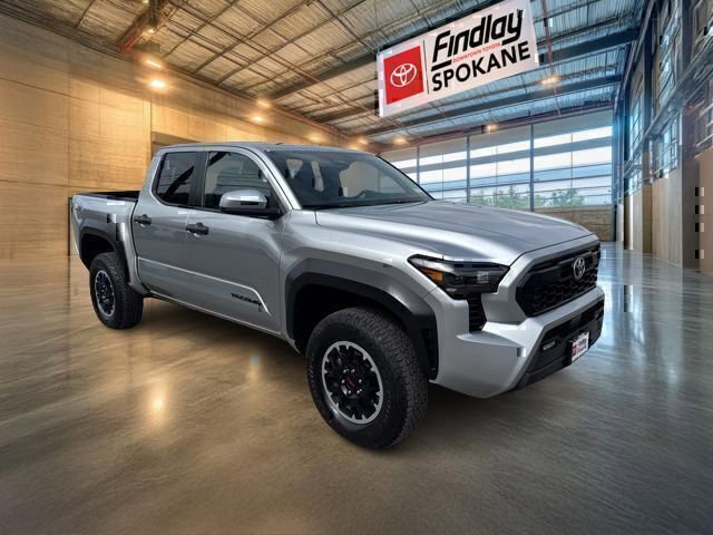 Certified 2025 Toyota Tacoma TRD Off-Road AWD/4WD image 2