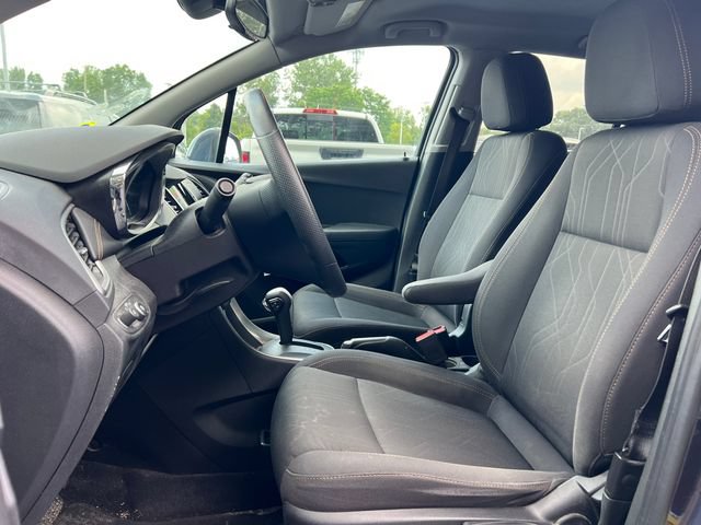 Used 2018 Chevrolet Trax LT AWD/4WD image 3