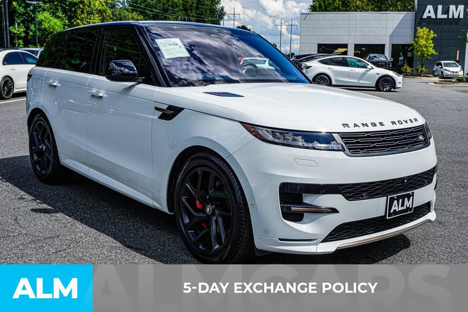 Used 2023 Land Rover Range Rover Sport SE Dynamic AWD/4WD image 3