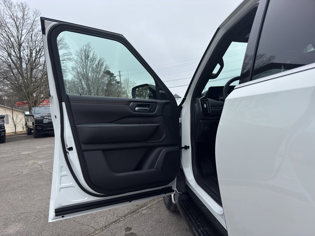 New 2026 Nissan Armada SL w/ Captain's Chari Seat Package AWD/4WD image 19