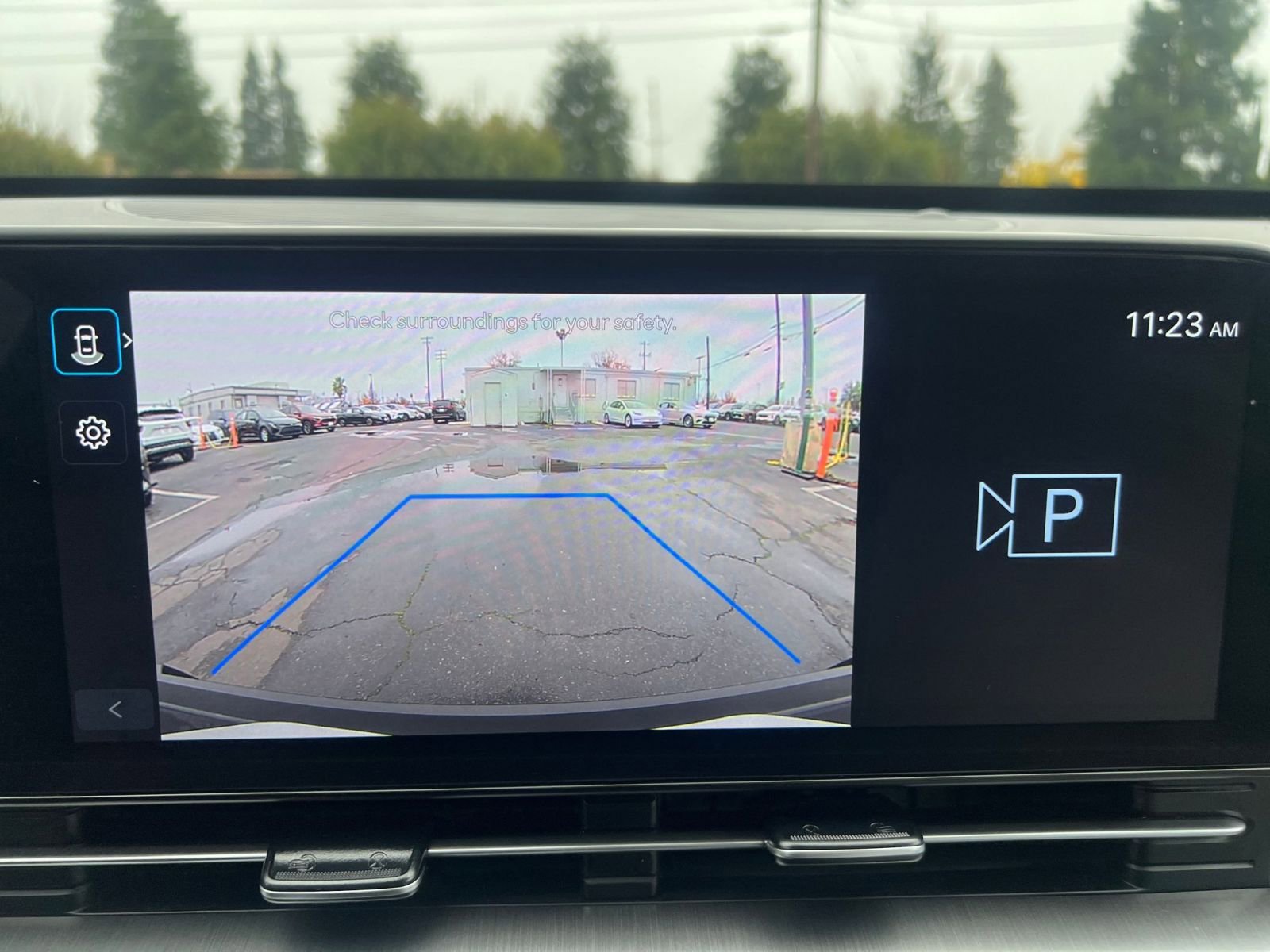 Used 2025 Hyundai Kona SEL image 17