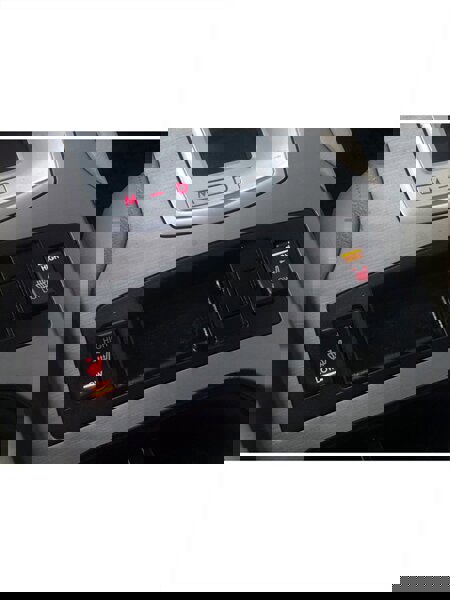 Used 2014 Subaru Legacy 2.5i Limited w/ Moonroof Package image 24