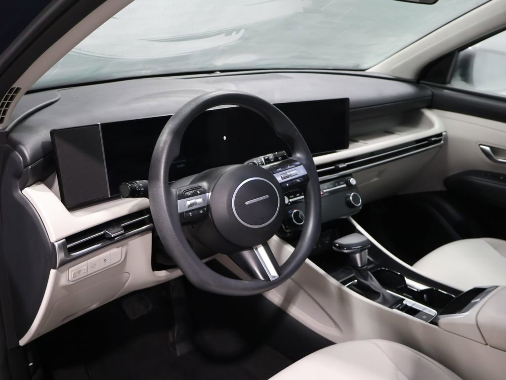 Used 2025 Hyundai Tucson SEL image 14