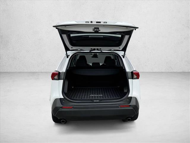 Certified 2025 Toyota RAV4 LE AWD/4WD image 7