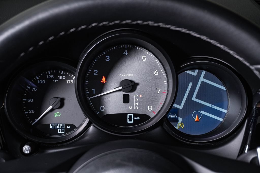 Certified 2023 Porsche Macan S AWD/4WD image 21