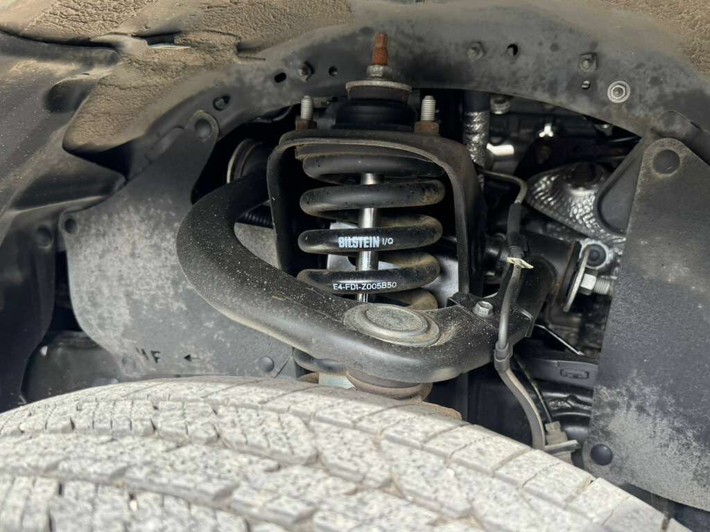 Used 2021 Toyota Tacoma Limited w/ Blackout Package (TMS) AWD/4WD image 18