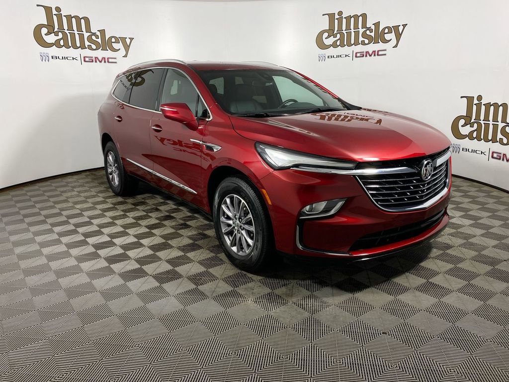 Certified 2023 Buick Enclave Essence