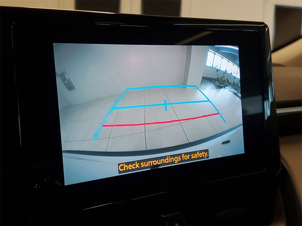 Used 2024 Toyota Corolla Cross LE w/ Moonroof Package image 26