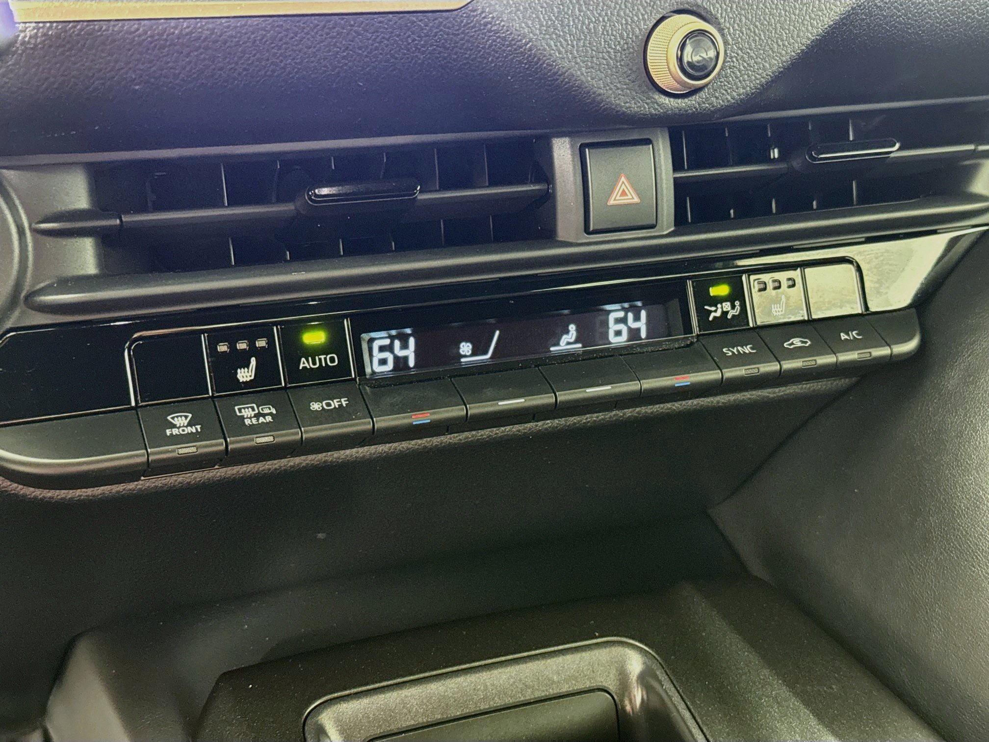 Certified 2023 Toyota Crown AWD/4WD image 17