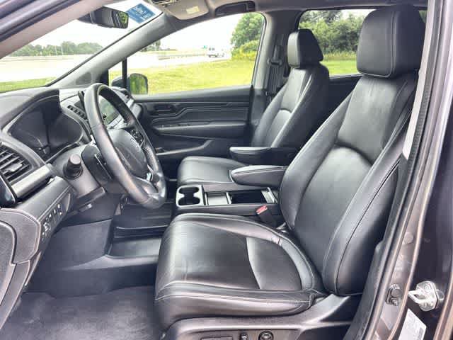 Certified 2024 Honda Odyssey Touring image 11