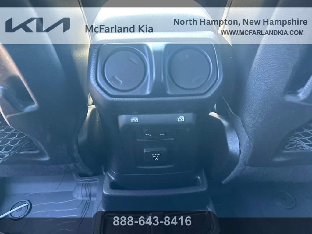 Used 2018 Jeep Wrangler Unlimited Rubicon image 23