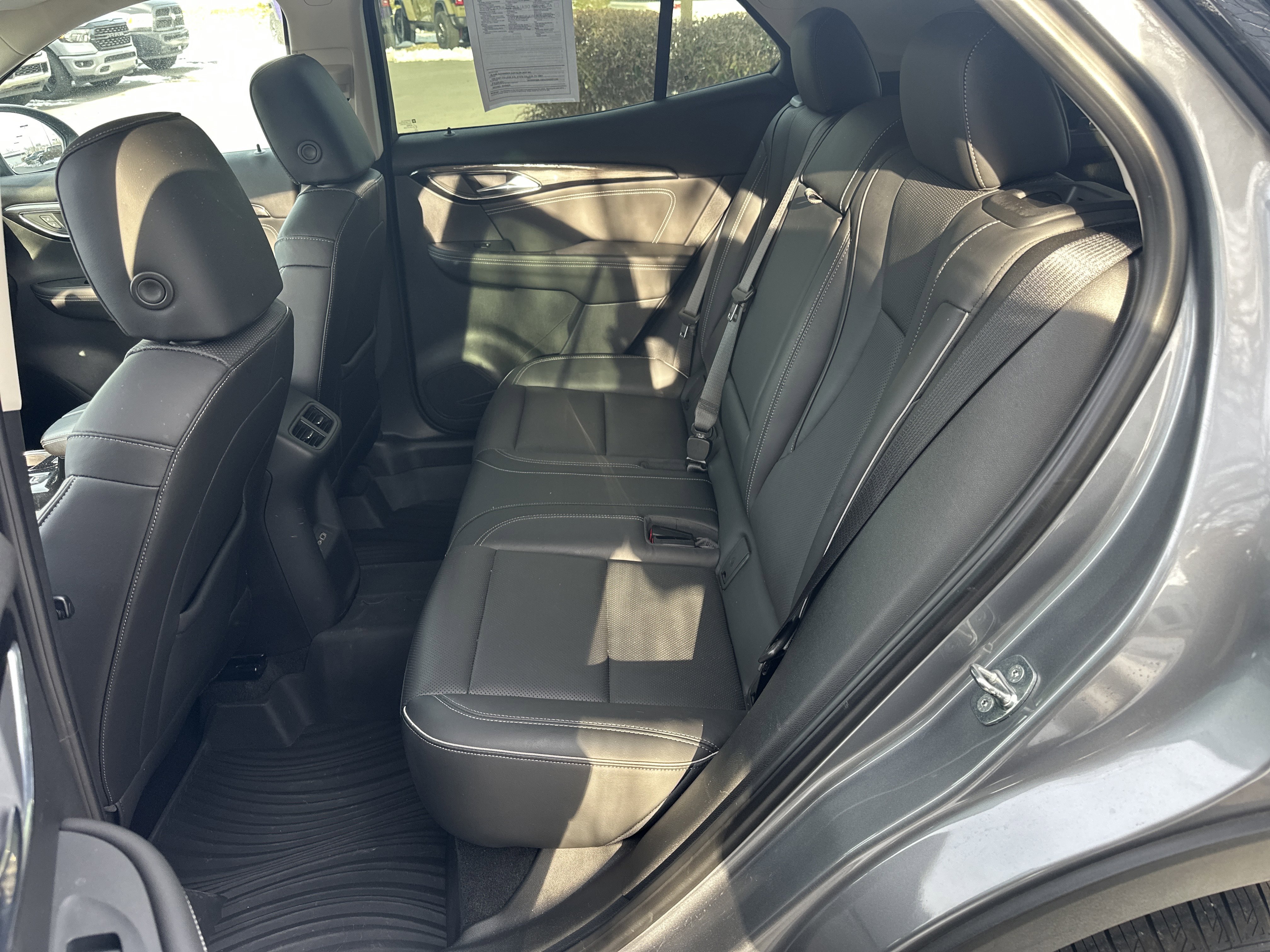 Used 2021 Buick Envision Essence image 13